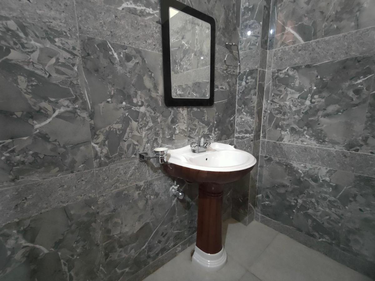 Hotel Anupam By Mid Orchard, Kasol Bagian luar foto