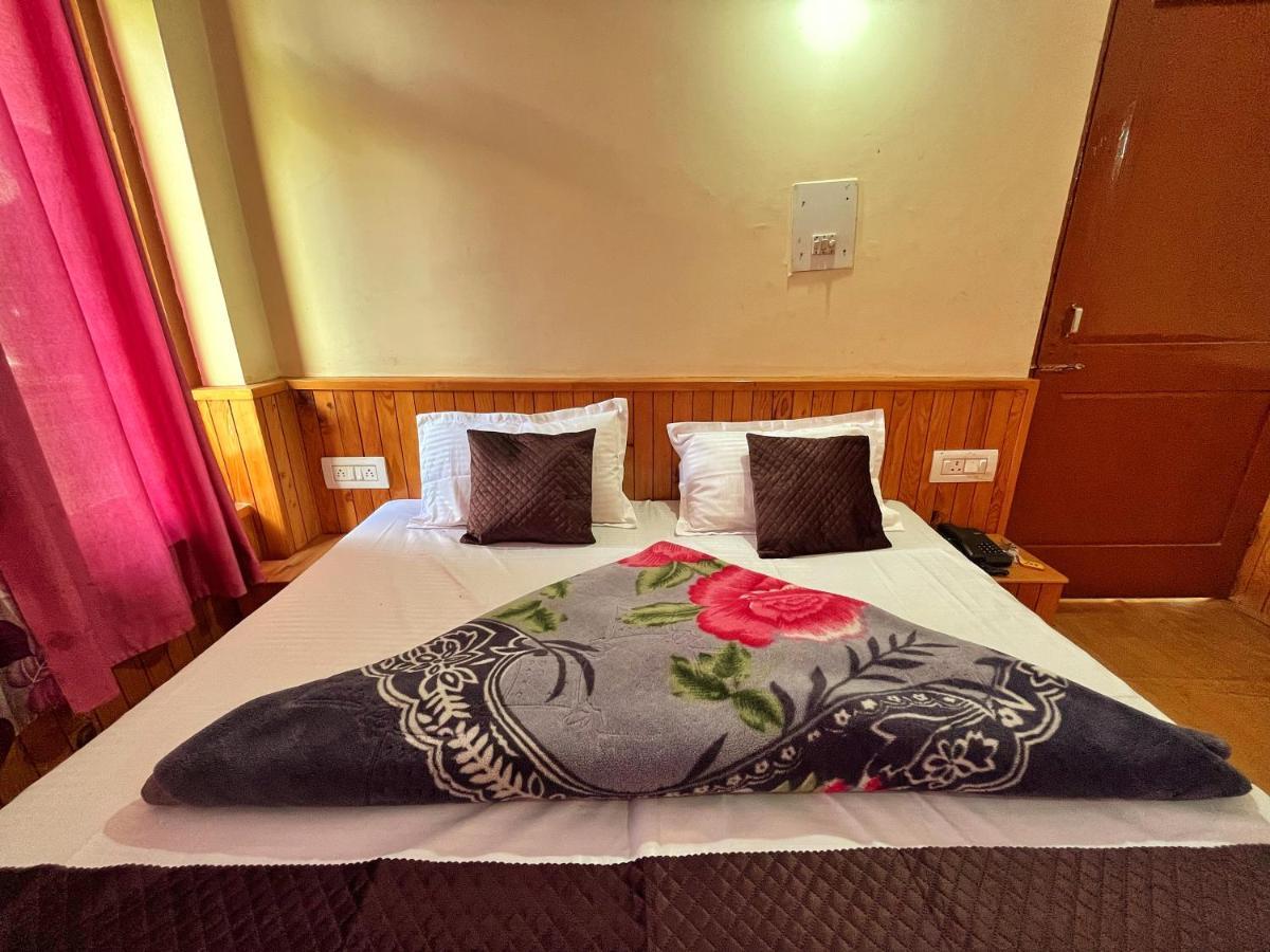 Hotel Anupam By Mid Orchard, Kasol Bagian luar foto