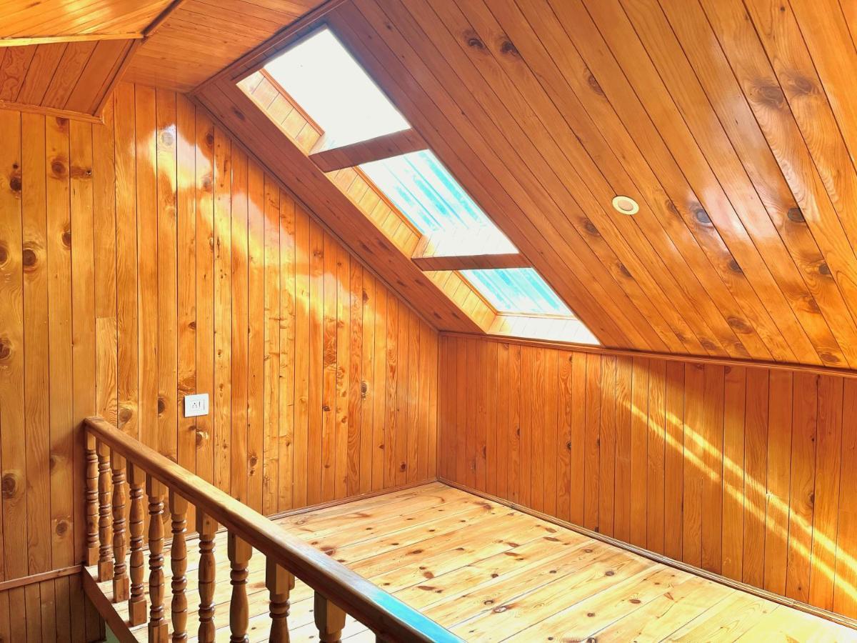 Hotel Anupam By Mid Orchard, Kasol Bagian luar foto