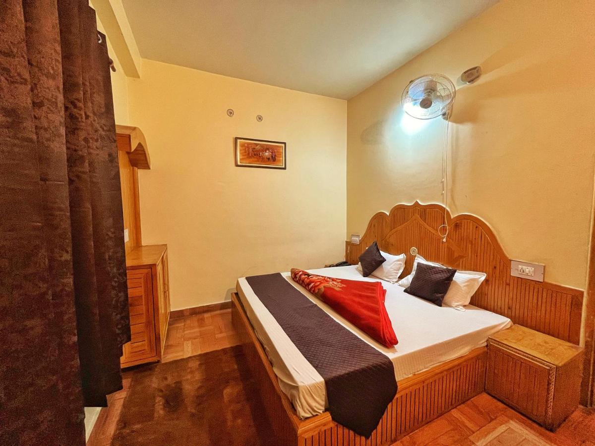Hotel Anupam By Mid Orchard, Kasol Bagian luar foto
