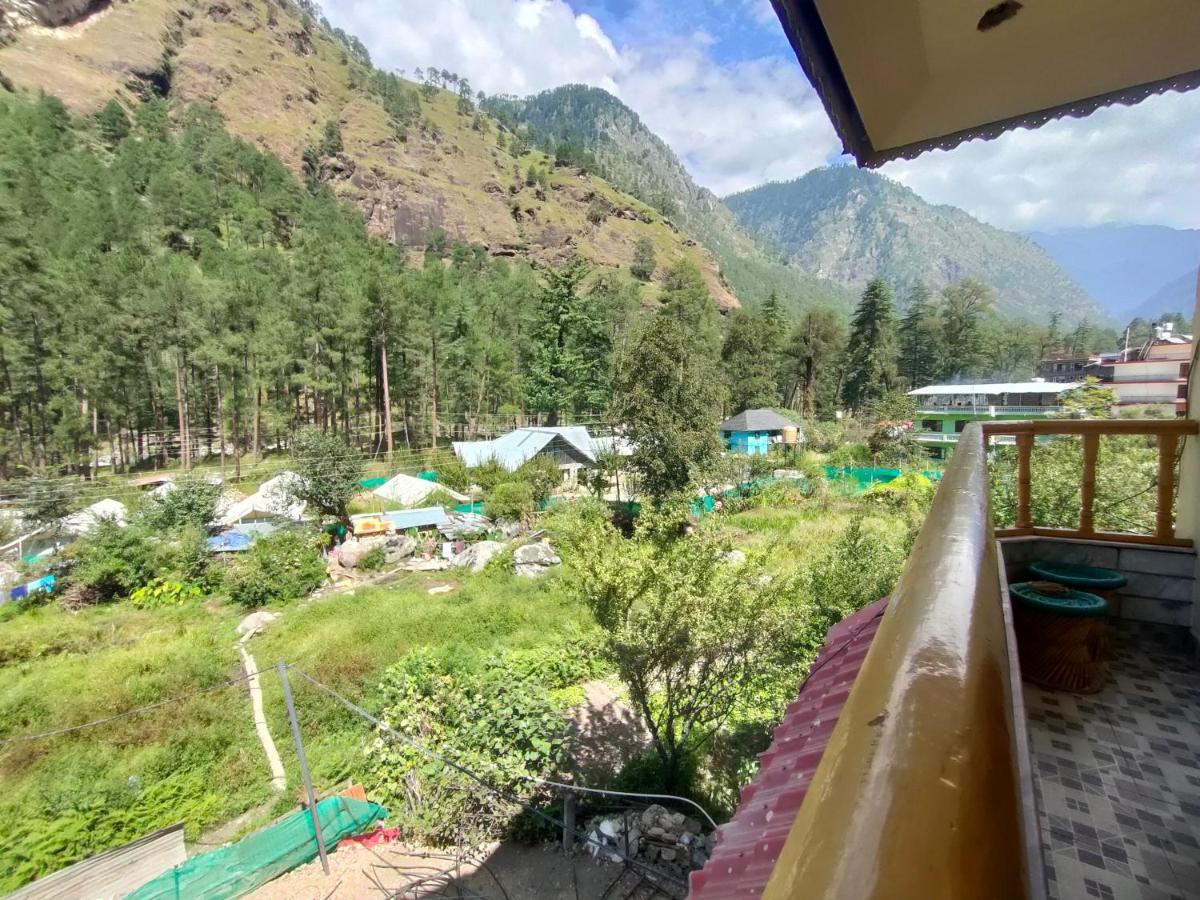 Hotel Anupam By Mid Orchard, Kasol Bagian luar foto